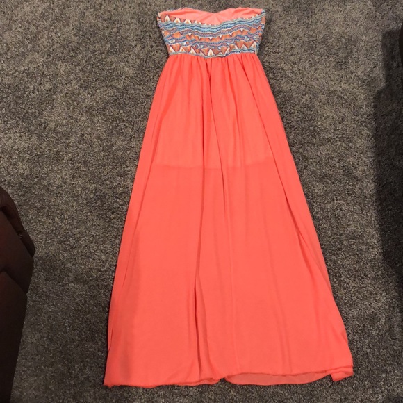 Coral Maxi Dress - Picture 6 of 7